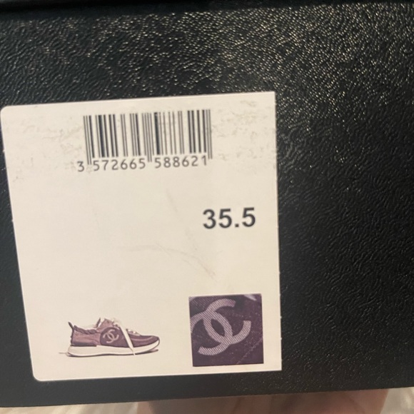 Chanel Sneakers in Denim - Picture 8 of 8